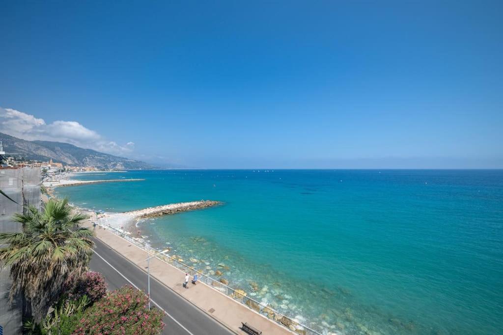 Le Panorama -Vue Exceptionnelle - Dernier Etage - Front De Mer Menton Extérieur photo